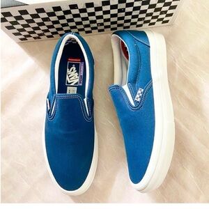 Vans Skate Slip - On Wrapped Dark
Denim Women 9.5US Mens 8.0 US